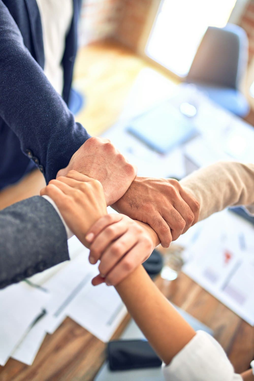 Equipo de trabajo comprometido con el proyecto